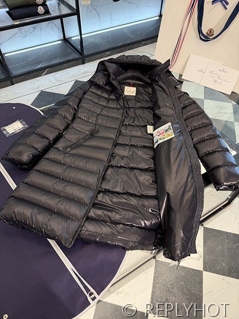 몽클레어 모카 MOKA [매장가 300만원대]