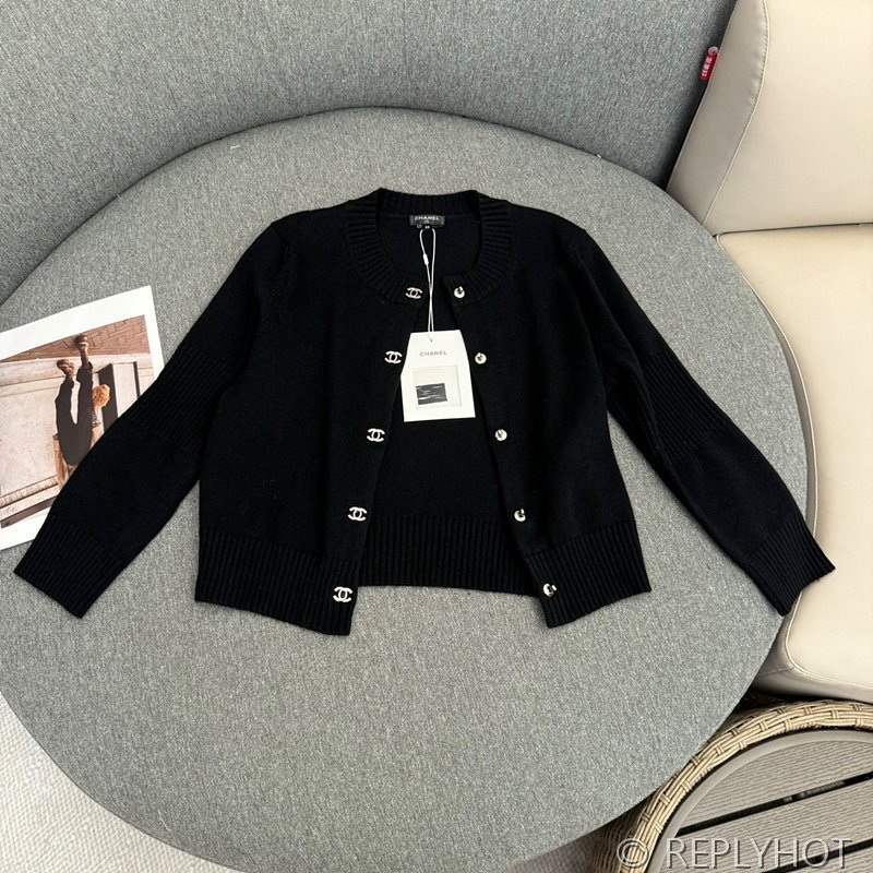 샤넬 24 CC 로고 턴락 캐시미어 가디건