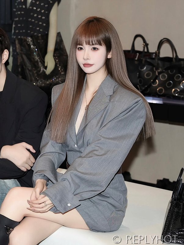 프라다 슬림핏 블레이저