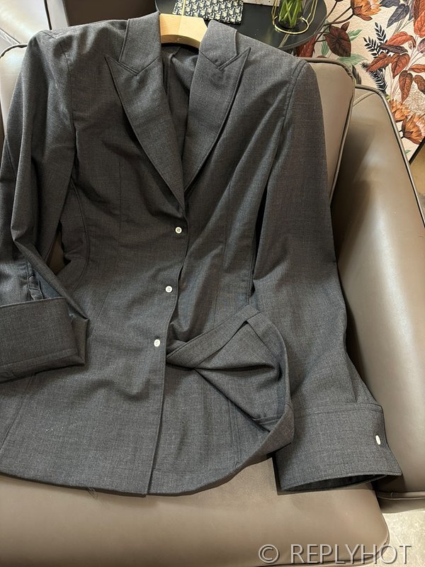 프라다 슬림핏 블레이저