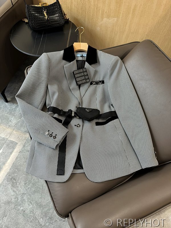 프라다 슬림 벨트 블레이저 2color