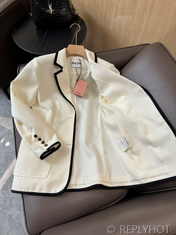 미우미우 레터 자수 블레이저 2color