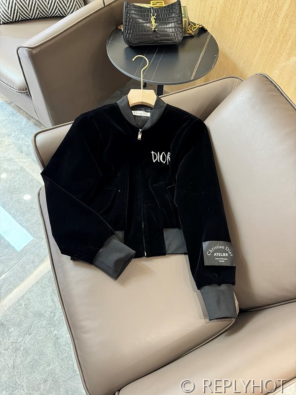 디올 벨벳 로고자수 자켓