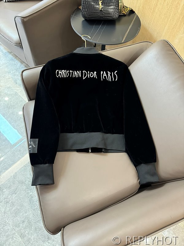 디올 벨벳 로고자수 자켓