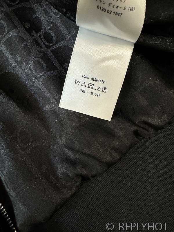 디올 벨벳 로고자수 자켓