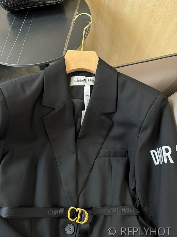 디올 CD자수 벨트 블레이저