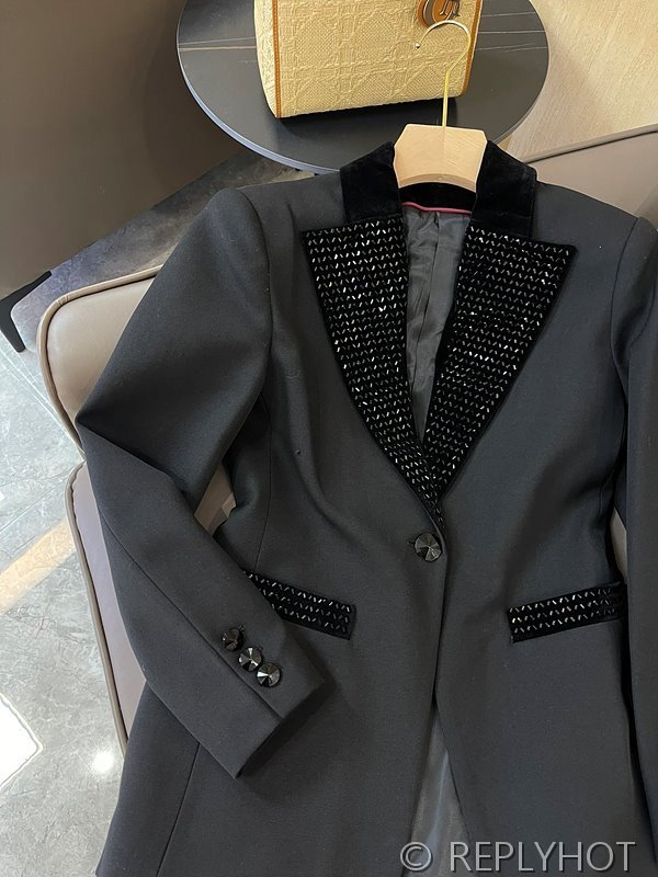 알마니 헤비 비즈 칼라 블레이저 자켓