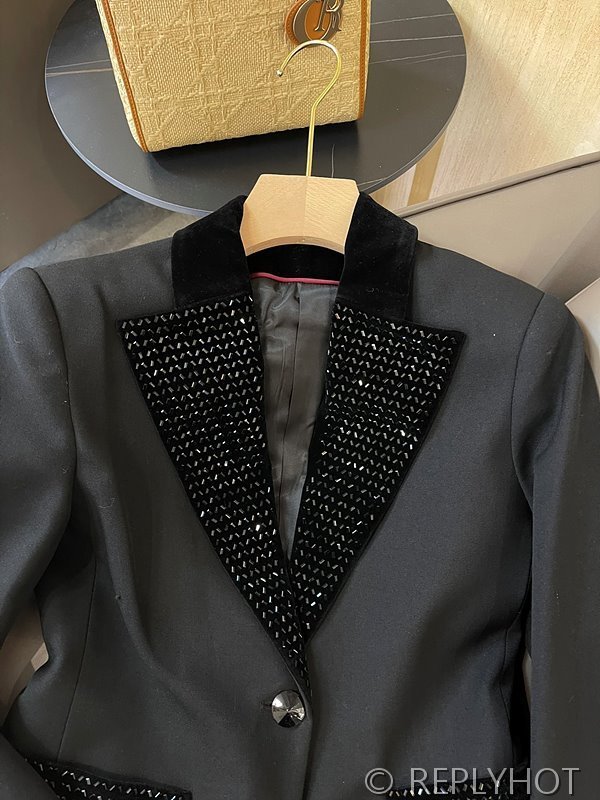 알마니 헤비 비즈 칼라 블레이저 자켓