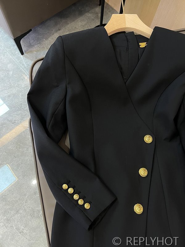 발망 블랙 골드 버클 울 패브릭 롱 코트 드레스