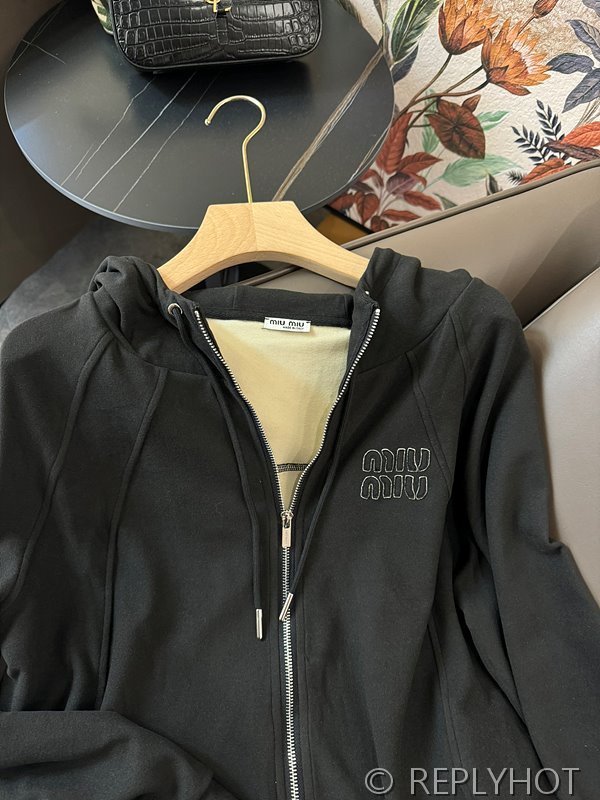 Miu miu 자수 로고 드로스트링 후드 집업 2color