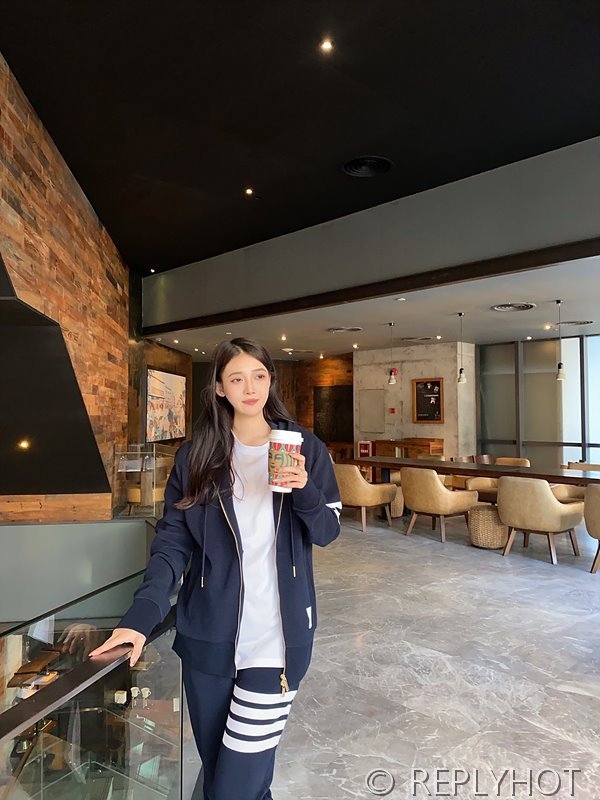 톰브라운 스트레이트 캐주얼 후드집업 네이비