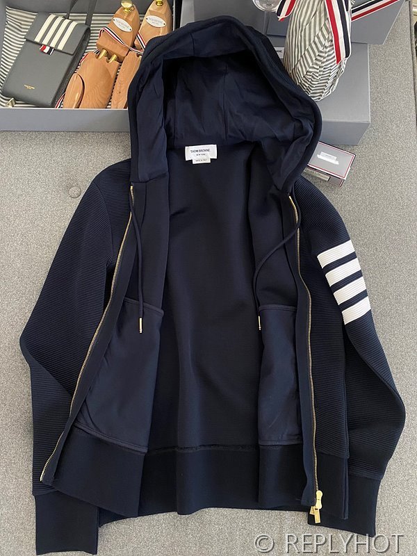 톰브라운 스트레이트 캐주얼 후드집업 네이비