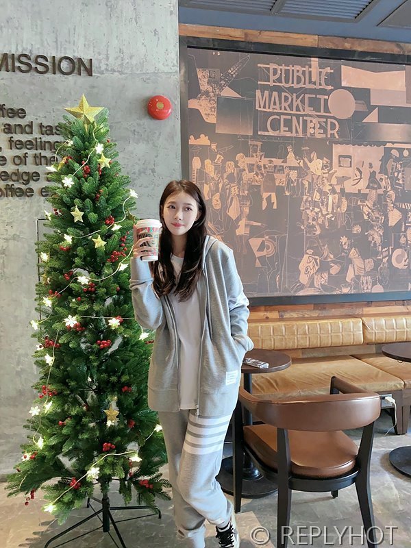 톰브라운 스트레이트 캐주얼 후드집업 그레이