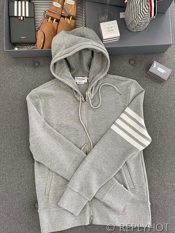 톰브라운 스트레이트 캐주얼 후드집업 그레이