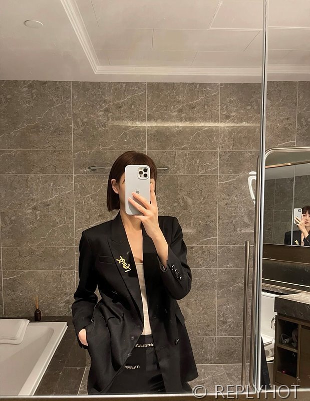 입생로랑 클래식 더블 울 테일러트 정장코트