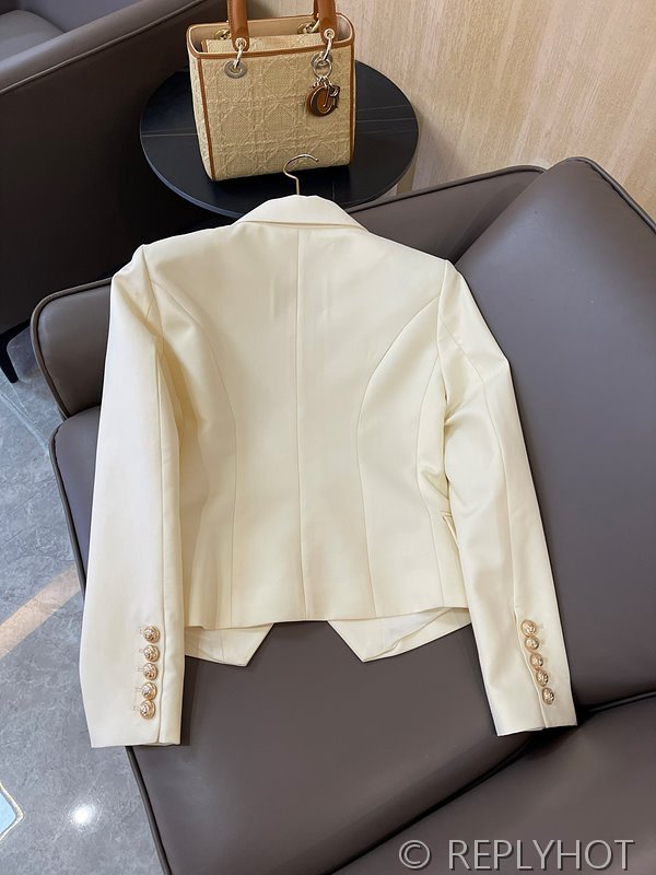 발망 클래식 골드 버튼 브이넥 블레이저