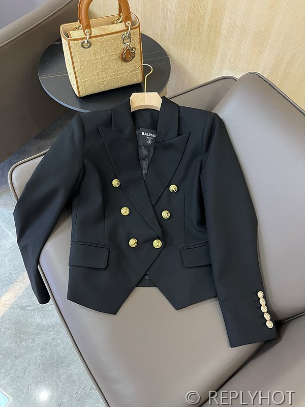 발망 클래식 골드 버튼 브이넥 블레이저