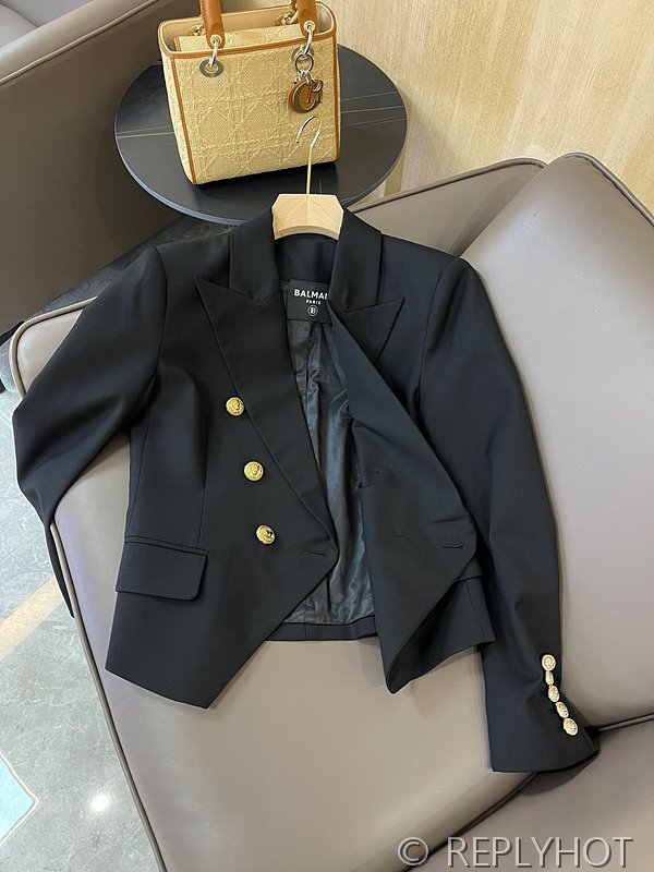 발망 클래식 골드 버튼 브이넥 블레이저