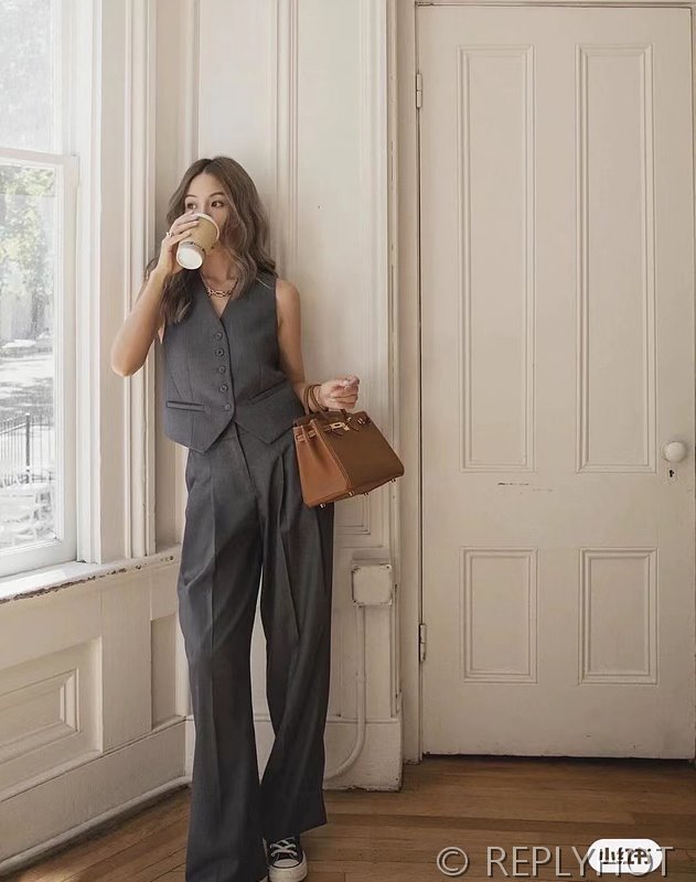 입생로랑 브로치조끼 바지 세트 2color