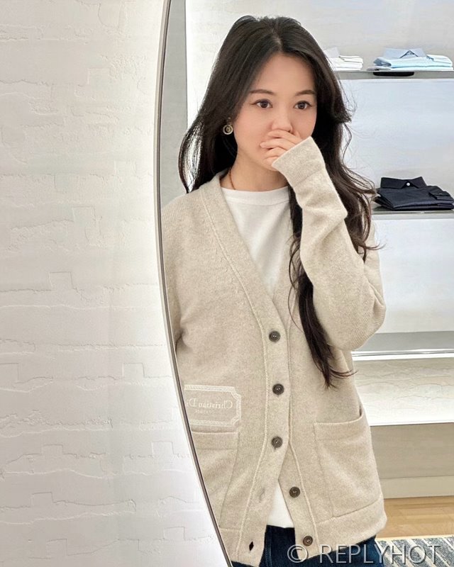 디올 캐시미어 니트 가디건 남녀공용