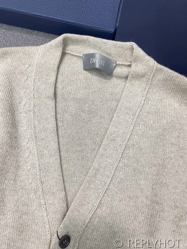 디올 캐시미어 니트 가디건 남녀공용
