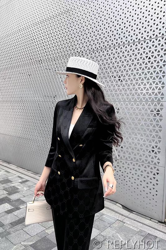 구찌 쟈가드 골드버튼 정장코트&바지 세트