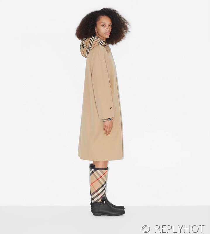 버버리 체크 안감 후드 트렌치코트