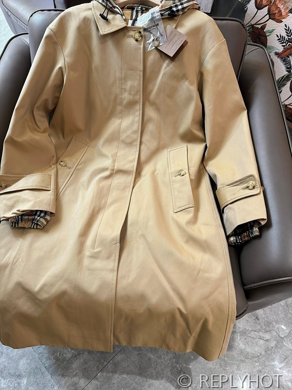 버버리 체크 안감 후드 트렌치코트