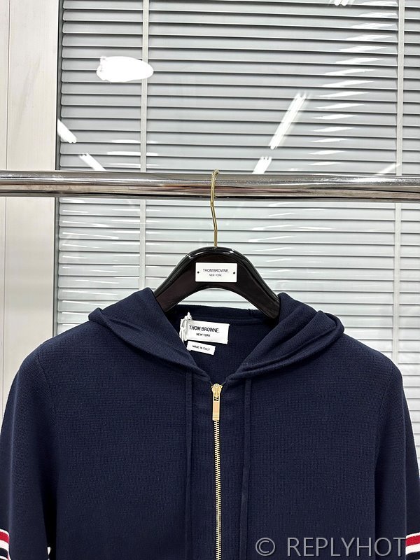 톰브라운 암밴딩 후드집업 남여공용 [매장가 187만원대]