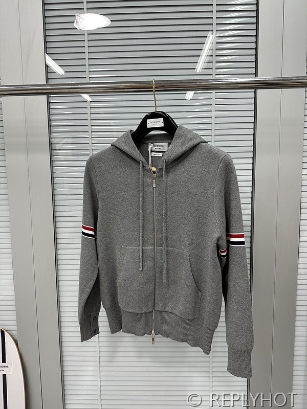 톰브라운 암밴딩 후드집업 남여공용 [매장가 187만원대]