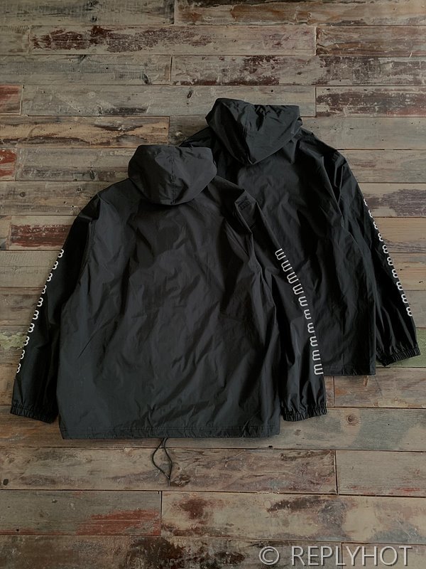 발렌시아가 오버핏 집업 후드 자켓 남여공용 [매장가 320만원대]