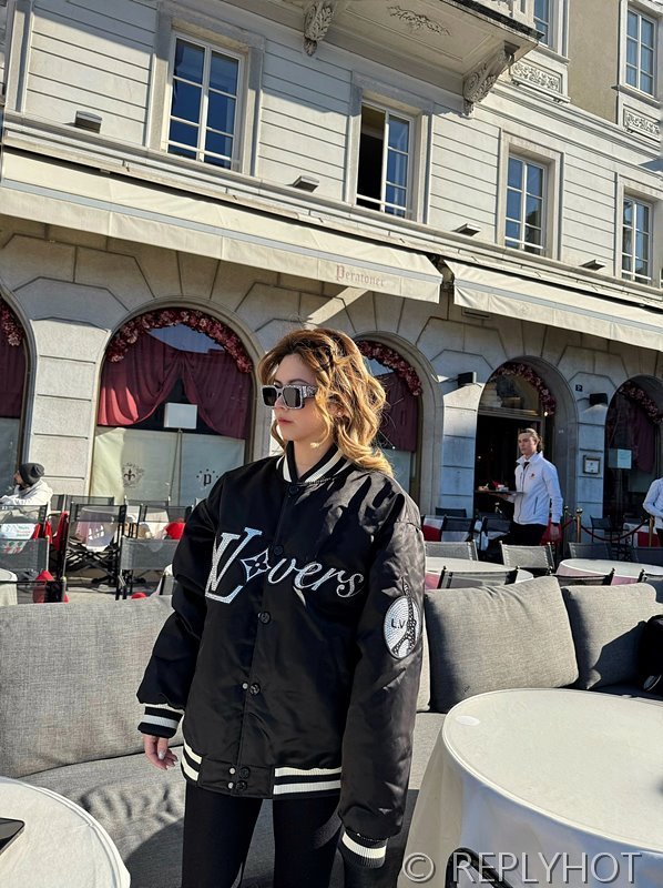 루이비통 야구자켓 남여공용 [매장가 550만원대]