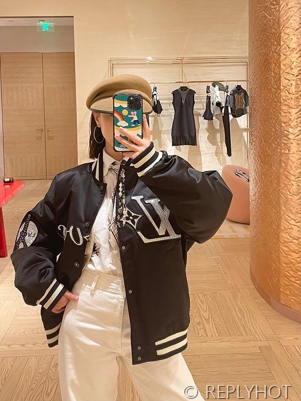 루이비통 야구자켓 남여공용 [매장가 550만원대]