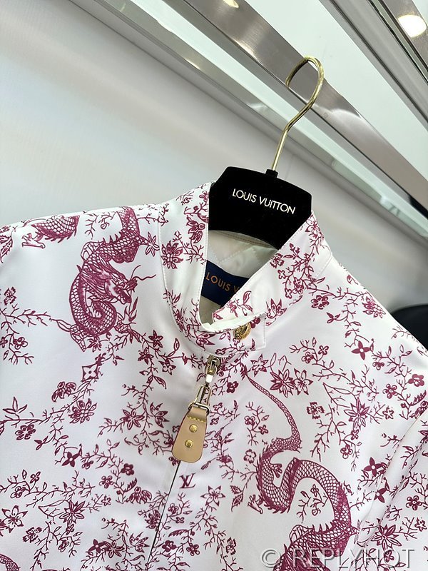 루이비통 용 프린팅 자켓 [매장가 350만원대]