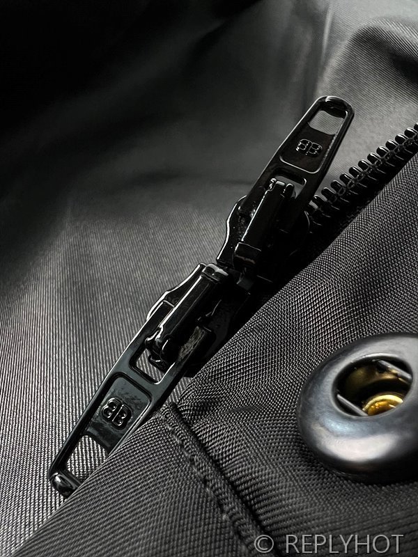 발렌시아가 옐로 테이프 자켓(남여공용) [매장가 400만원대]