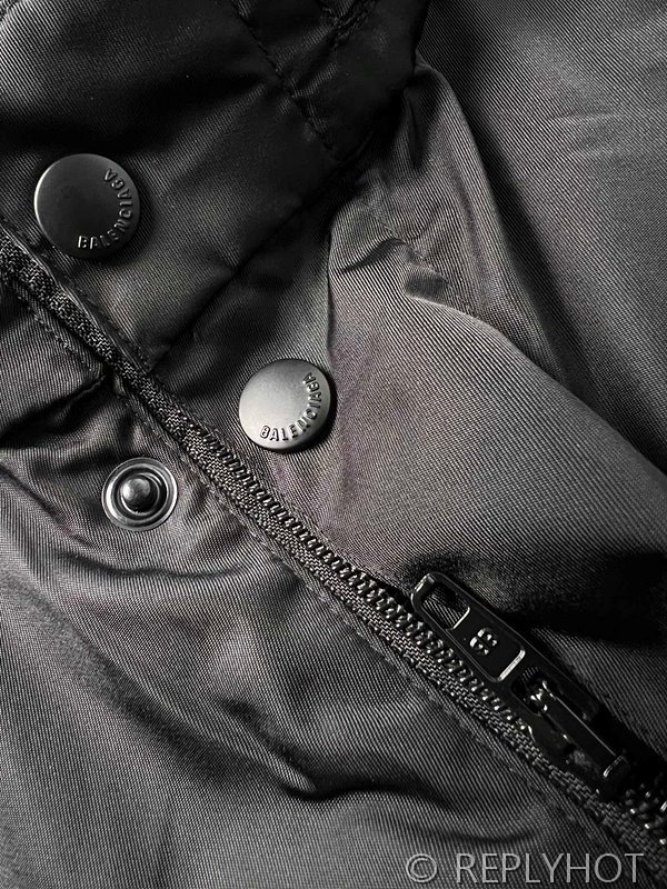 발렌시아가 옐로 테이프 자켓(남여공용) [매장가 400만원대]