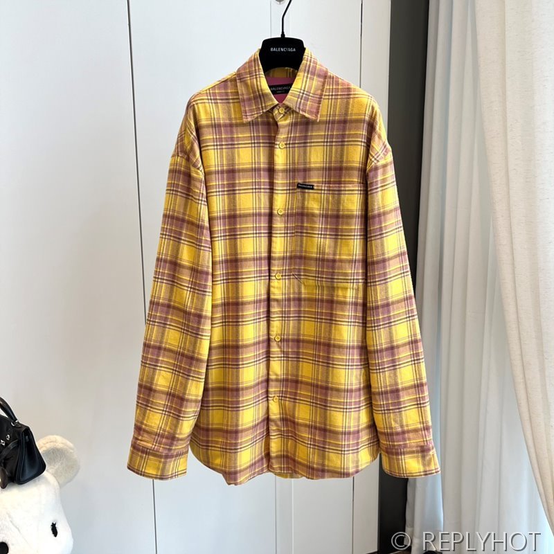 발렌시아가 체크 재킷(남여공용) [매장가 390만원대]