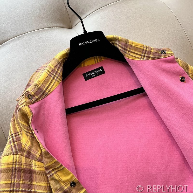 발렌시아가 체크 재킷(남여공용) [매장가 390만원대]