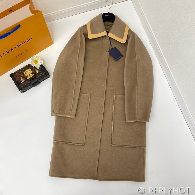 루이비통 리무버블 칼라 더블 페이스 코트 [매장가 850만원대]