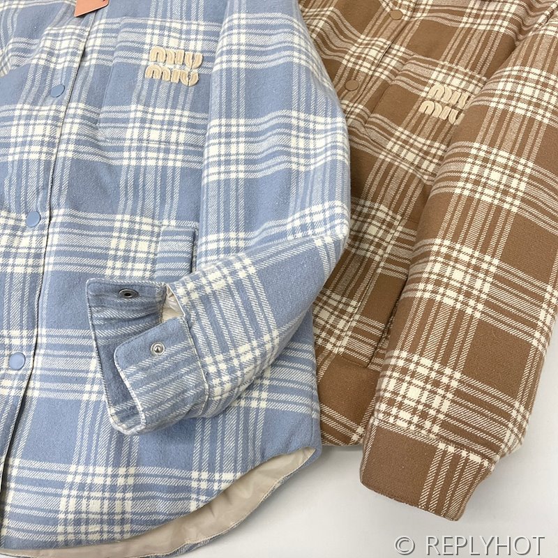 미우미우 미디엄 웨이트 벨루어 체크 다운 재킷 2COLOR (남여공용) [매장가 450만원대]