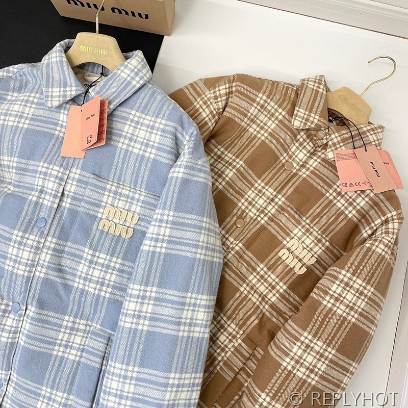 미우미우 미디엄 웨이트 벨루어 체크 다운 재킷 2COLOR (남여공용) [매장가 450만원대]