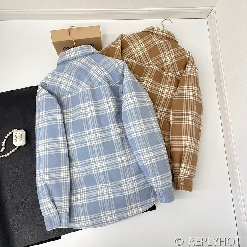 미우미우 미디엄 웨이트 벨루어 체크 다운 재킷 2COLOR (남여공용) [매장가 450만원대]