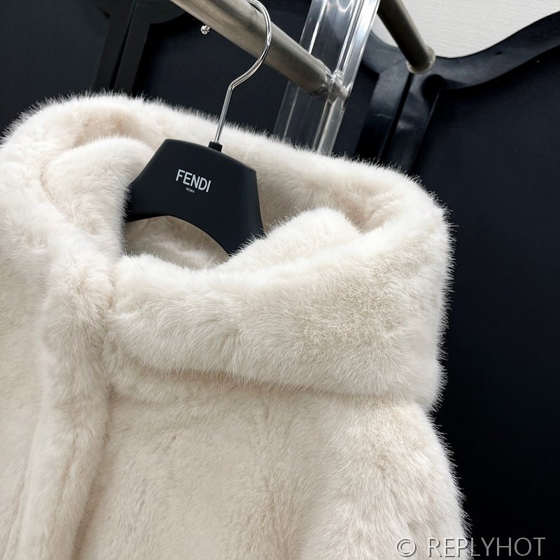 펜디 밍크 후드 재킷[매장가 1500만원대]