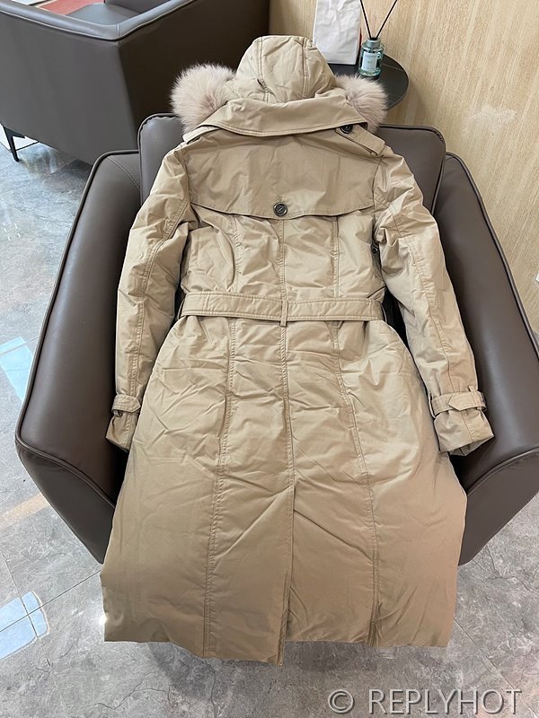 버버리 구스다운 롱패딩체크코트 2COLOR [매장가 480만원대]