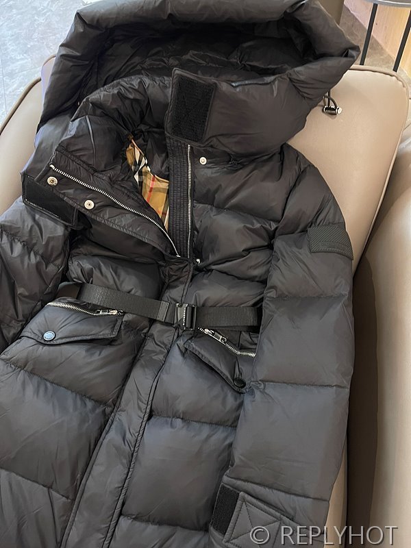 버버리 구스다운 롱벨트패딩 2COLOR [매장가 470만원대]