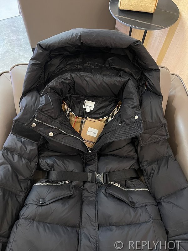 버버리 구스다운 롱벨트패딩 2COLOR [매장가 470만원대]