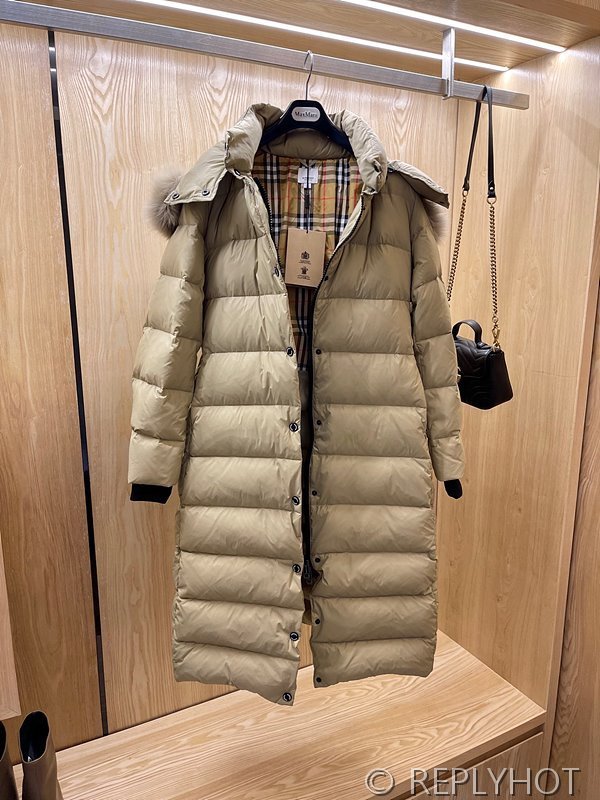 버버리 구스다운 롱벨트패딩 [매장가 480만원대]