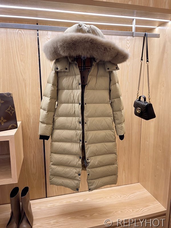 버버리 구스다운 롱벨트패딩 [매장가 480만원대]