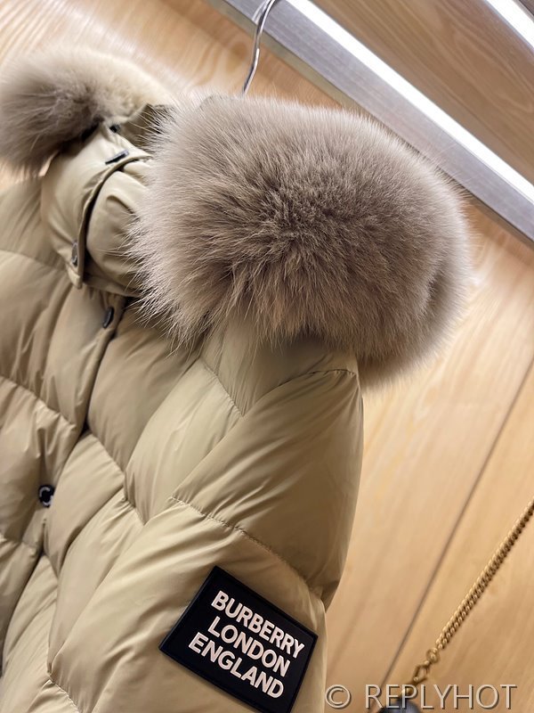 버버리 구스다운 롱벨트패딩 [매장가 480만원대]