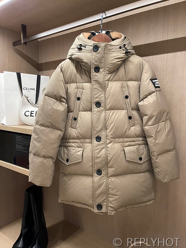 버버리 구스다운 롱패딩 [매장가 440만원대]